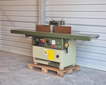 Frezarka dolnowrzecionowa SCM T130
