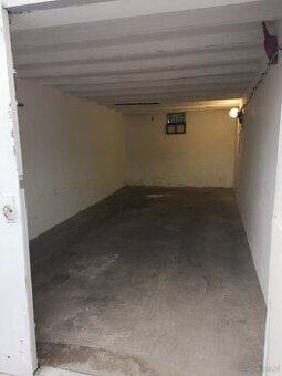Garaż-magazyn, murowany 19m2. w Bielsku-Białej do wynajęcia.