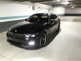 BMW 320i rok 2019 - 1