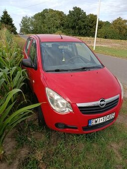 Opel Agila b