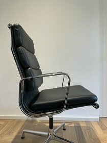 VITRA Eames EA212 Krzesło - 1