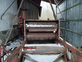 Kombajn Massey Ferguson 510 na czesci