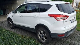 Ford Kuga 1.6 EcoBoost Uszkodzony
