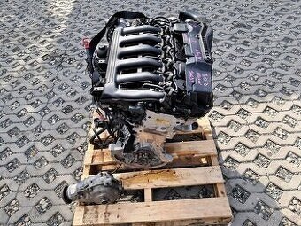 Silnik 3,0 D BMW E90 306D3 rok 07 kompletny
