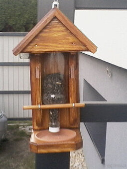 karmnik na nasiona dla ptaków