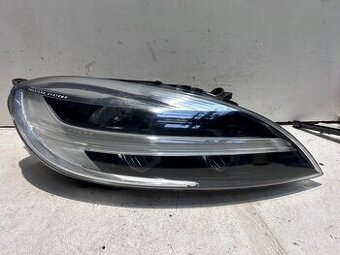 Reflektor prawy Volvo V40 II lift Full LED 32228480