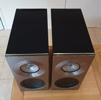 KEF Reference 1 ( Price : 2000 EUR )