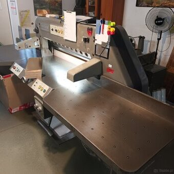 produkcja tacek do ryb