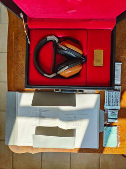 Sony MDR-R10
