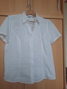 Śliczna bluzka rozmiar 44/46 firmy Esmara