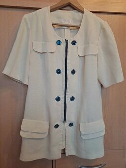 Śliczny  żakiet rozmiar 40 firmy Caterine