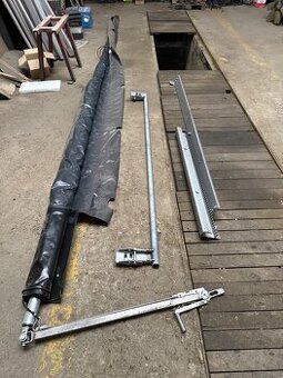 Kompletna plandeka zwijana na skrzynię ładunkową