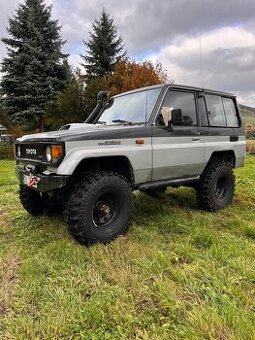 Land Cruiser LJ 70