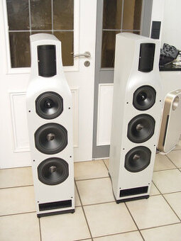 T+A CRITERION TCI 2A ( Price: 2000 EUR )