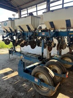 Kinze 3500