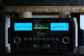 McIntosh MA12000 ( Price: 6000 EUR )