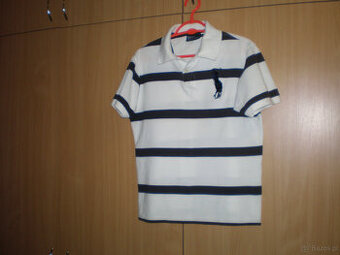 Sprzedam koszulkę męską typu Polo, używaną, rozmiar M, używa