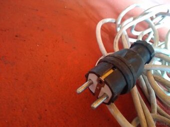 Kabel przyłączeniowy gniazda CEE do przyczepy kempingowej bi