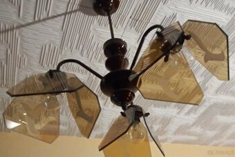 Sprzedam żyrandol używany.