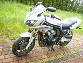 Sprzedam YAMAHA FAZER 2002