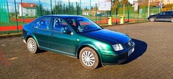 VW Bora, rok 1999, 1,6 benzyna, sedan, stan b.dobry