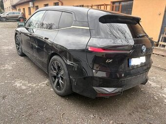 BMW IX Xdrive 40, r.6/2022, klima, panorama, 1. wlasciciel