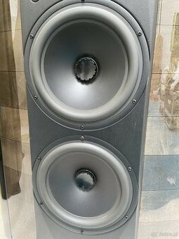 Sonus Faber Stradivari Homage Loudspeakers - Price: 6700 EUR