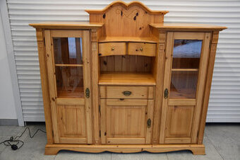 kredens z drewna sosnowego - jak nowy