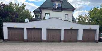 Udział 310/4711 w nieruchomości - odpowiadający 3 garom