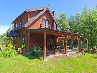 Dom piętrowy o powierzchni 84m2, działka 796m2, Józefina-gm.