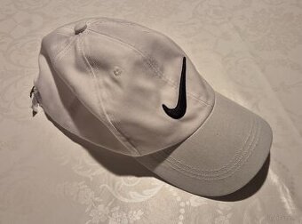Nike czapka z daszkiem haftowane logo