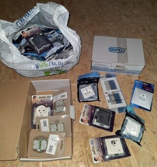 Gniazdka i włączniki ,Nowe