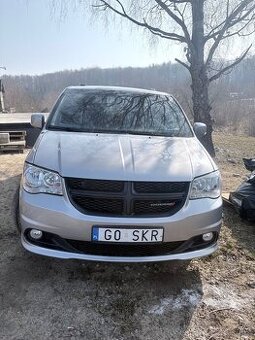 Sprzedam Dodge Grand Carawan 2017