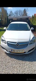 Opel insignia anglik na polskich tablicach