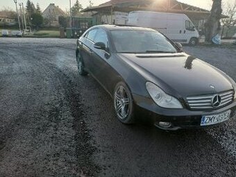 Mercedes CLS rok 2004