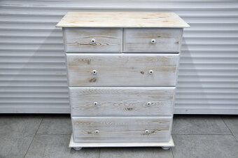 komoda z szufladami z drewna sosnowego - jak nowa