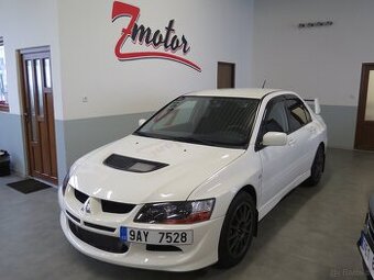 Mitsubishi Lancer Evolution VIII MR FQ 320