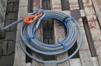 Lina stalowa 16 mm z hakiem – długość 19,5 m