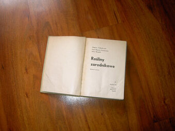 Rośliny zarodnikowe