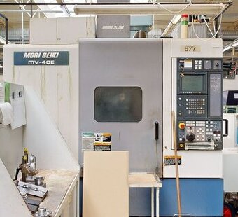 Centrum obróbcze - pionowe - CNC MORI SEIKI mv-40E
