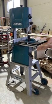 Stacjonarna piła taśmowa Makita LB 1200 F