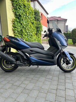 Yamaha NMax 125