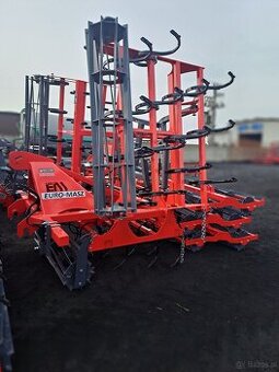 Agregat Uprawowy Przedsiwny