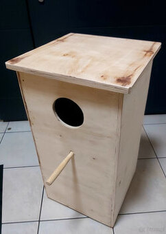 Budka dla dużych Papug