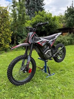 Elektryczny motocykl enduro 60V / 4800W