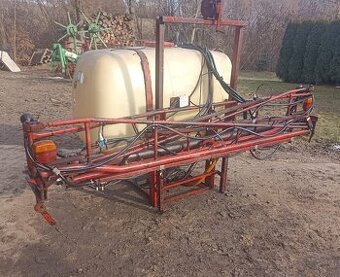 Opryskiwacz zawieszany Rau 850L