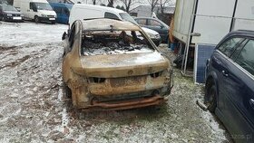 BMW 330 Xi G20 spalony