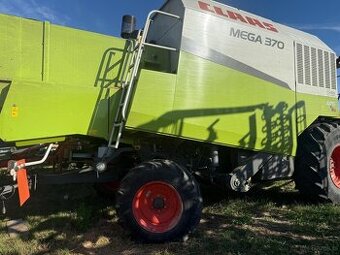 Kombajn zbożowy Claas Mega 370 heder 6m stół do rzepaku rok