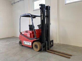 Sprzedaję używany wózek widłowy BT C4E 250 V (00928)