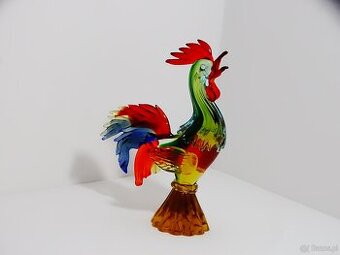 Figurka ze szkła Murano przedstawiająca koguta w dynamicznej